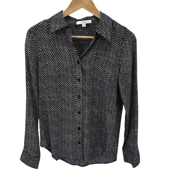 Piperlime Tops - PIPERLIME Herringbone Collared Button Down Shirt Navy White // XS